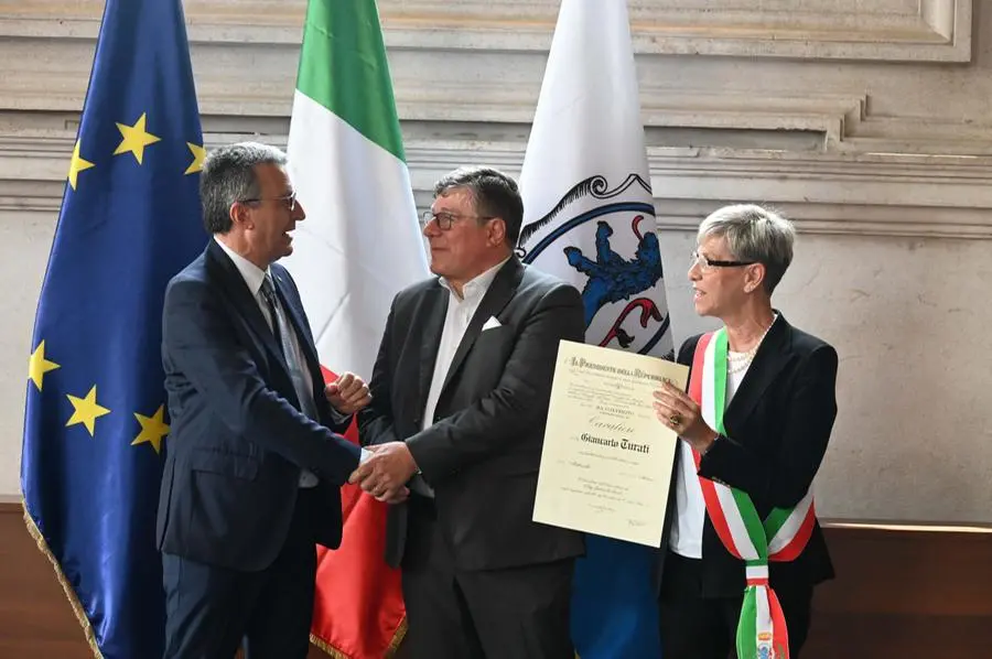 Loggia, la consegna delle onorificenze al merito della Repubblica