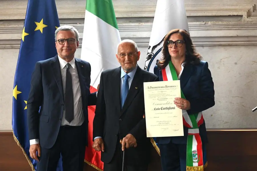 Loggia, la consegna delle onorificenze al merito della Repubblica