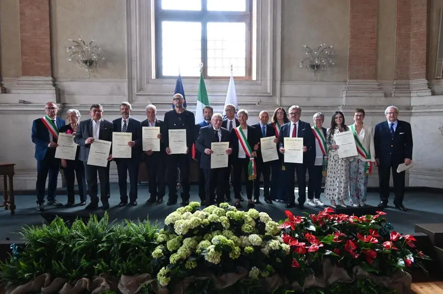 Loggia, la consegna delle onorificenze al merito della Repubblica