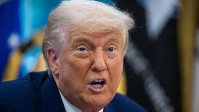 epa12146021 US President Donald Trump holds a press conference in the Oval Office at the White House in Washington, DC, USA, 30 May 2025. EPA/FRANCIS CHUNG / POOL