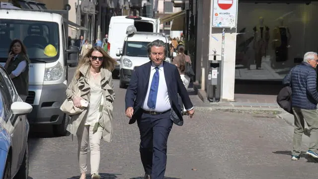 pavia incidente probatorio oggi a pavia tribunale processo sempio stasi avvocati e periti - foto torres