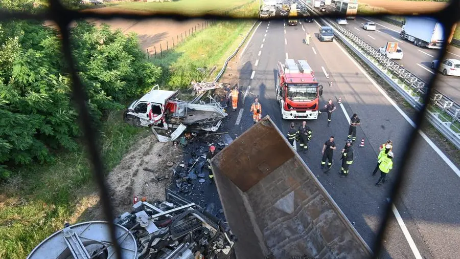 Incidente in A4, autostrada chiusa tra Brescia Est e Centro | Giornale ...