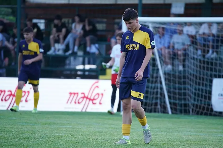 SPORT CALCIO 45¡ TORNEO NOTTURNO POLPENAZZE GIORNATA 4 CRISTIAN - FOP CARROZZERIA/TOSCANI COSTRUZIONI/COLORIFICIO INGROS COLOR NELLA FOTO DELUSIONE CRISTIAN 03-06-2025 perteghella@newreporter