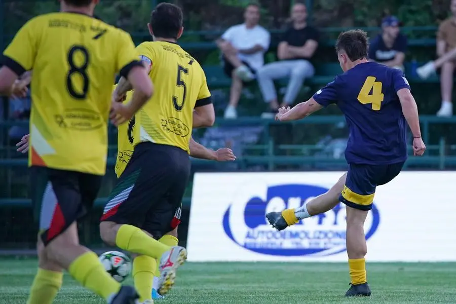 SPORT CALCIO 45¡ TORNEO NOTTURNO POLPENAZZE GIORNATA 4 CRISTIAN - FOP CARROZZERIA/TOSCANI COSTRUZIONI/COLORIFICIO INGROS COLOR NELLA FOTO GOL CRISTIAN DI BORRA 03-06-2025 perteghella@newreporter
