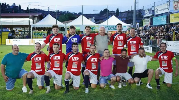 SPORT CALCIO 45¡ TORNEO NOTTURNO POLPENAZZE GIORNATA 4 TINTEGGIATURE ERIKA/AMADEI COSTRUZIONI/EDIL EUROPA - UTR/RISPOSTA SERRAMENTI/PRESSFINMETAL/ARICI COSTRUZIONI/GUARNIMED NELLA FOTO UTR  03-06-2025 perteghella@newreporter