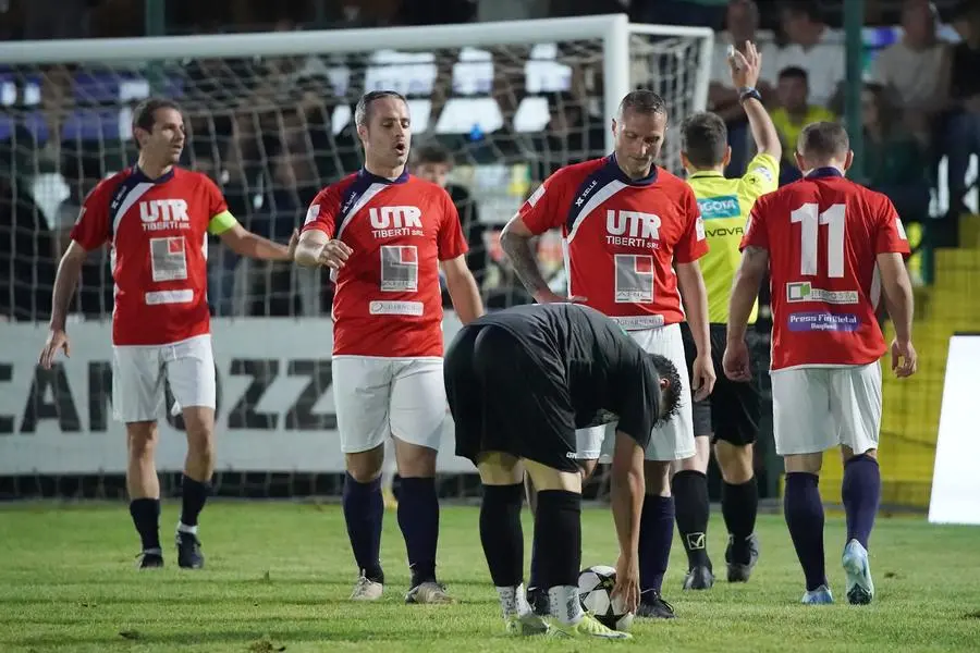 SPORT CALCIO 45¡ TORNEO NOTTURNO POLPENAZZE GIORNATA 4 TINTEGGIATURE ERIKA/AMADEI COSTRUZIONI/EDIL EUROPA - UTR/RISPOSTA SERRAMENTI/PRESSFINMETAL/ARICI COSTRUZIONI/GUARNIMED NELLA FOTO UN MOMENTO DI GIOCO 03-06-2025 perteghella@newreporter