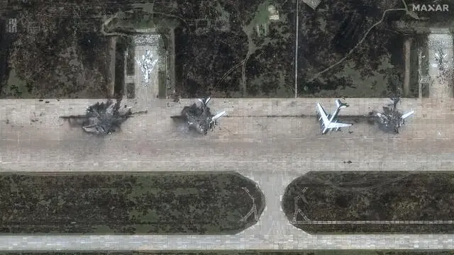 epa12155267 A handout satellite image made available by Maxar Technologies shows Tupolev Tu-95 aircrafts destroyed following a series of Ukrainian drone strikes at the Belaya Airbase in Russia, 04 June 2025. Ukraine on 01 June 2025 carried out drone strikes on two Russian air bases. EPA/MAXAR TECHNOLOGIES HANDOUT -- MANDATORY CREDIT: SATELLITE IMAGE 2025 MAXAR TECHNOLOGIES -- THE WATERMARK MAY NOT BE REMOVED/CROPPED --HANDOUT EDITORIAL USE ONLY/NO SALES