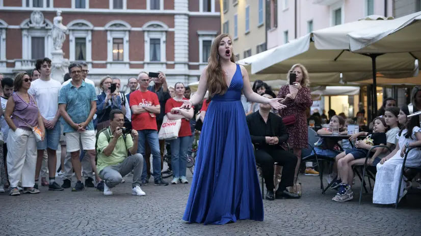 Un concerto in piazza Duomo durante la Festa dell'Opera 2024 - Foto New Reporter Papetti © www.giornaledibrescia.it