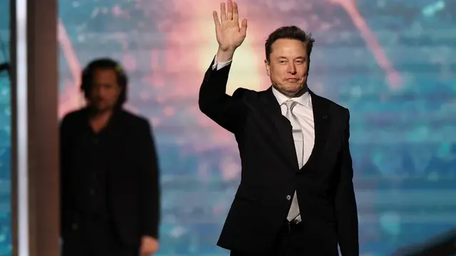 epaselect epa12096586 SpaceX and xAI CEO Elon Musk attends a panel at the Saudi-US Investment Forum in Riyadh, Saudi Arabia, 13 May 2025. The forum is taking place during the state visit of US President Trump to Saudi Arabia on 13 May. EPA/ALI HAIDER