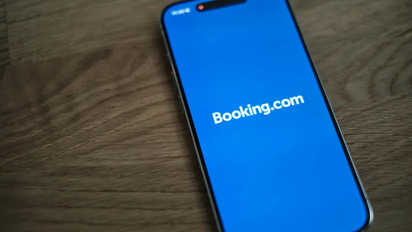 Booking su uno smartphone