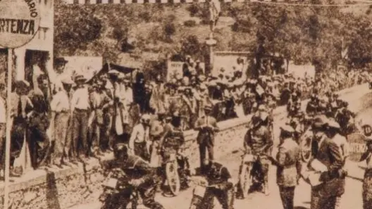 Il Circuito del Lario, una delle più prestigiose corse motociclistiche del primo novecento