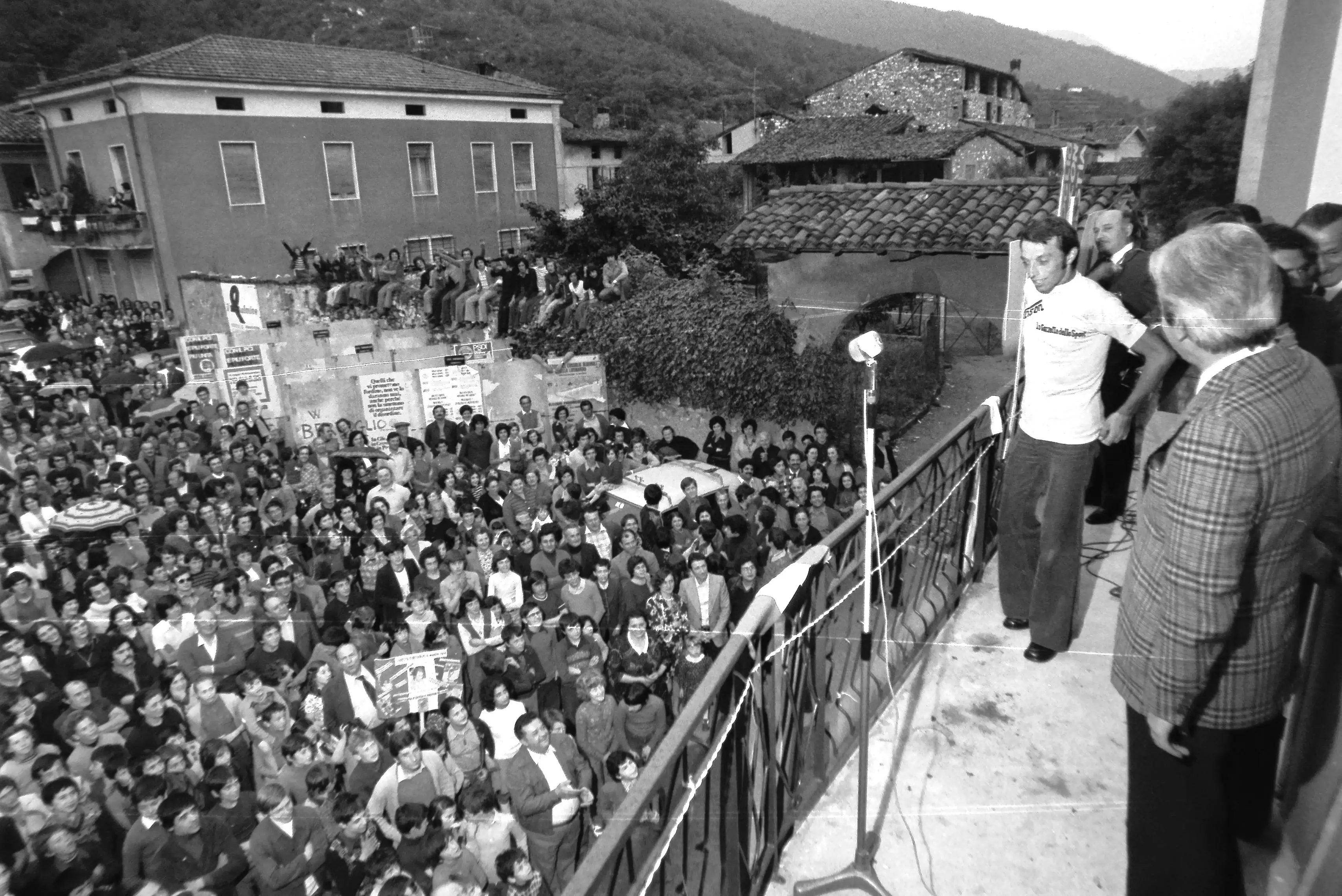 L'11 giugno 1975 Concesio festeggia Fausto Bertoglio