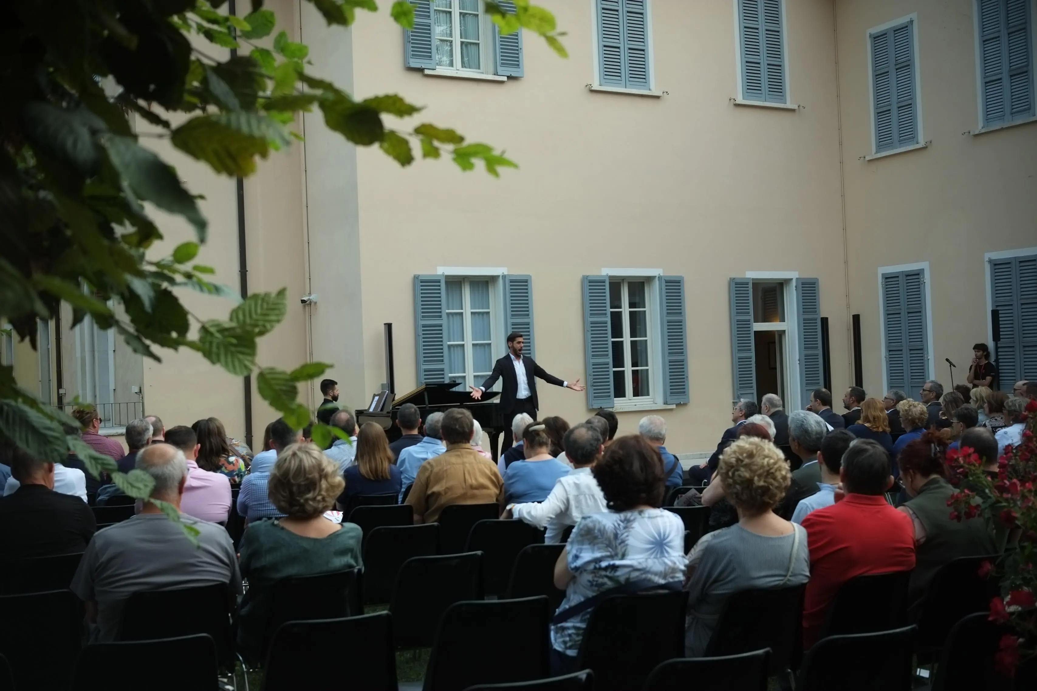 L'anteprima della Festa dell'Opera 2025 nel cortile del palazzo del prefetto