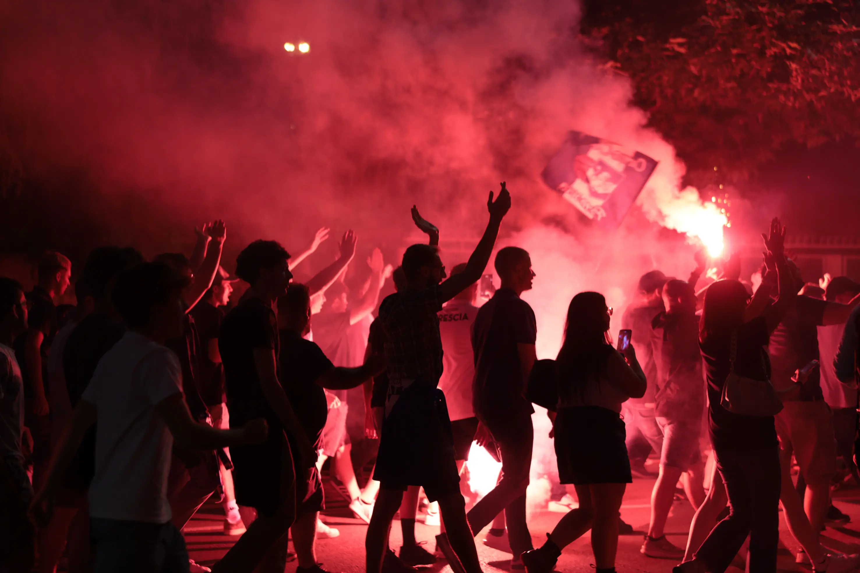 I tifosi del Brescia davanti al Rigamonti