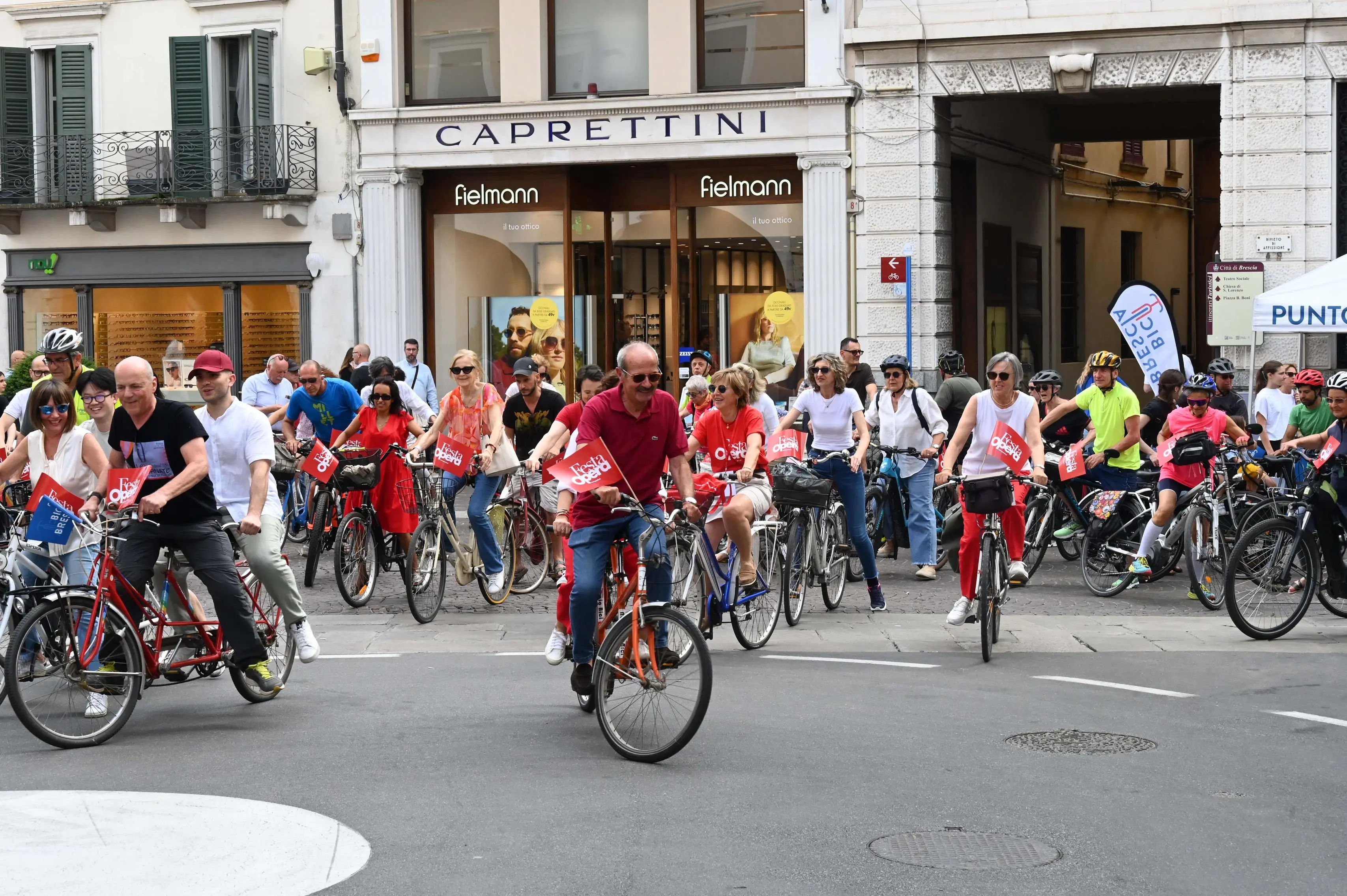 CRONACA BRESCIA FESTA DELL'OPERA CORSO ZANARDELLI OPERA BIKE REDAZIONE CRONACA 07-06-2025  GABRIELE STRADA NEW EDEN GROUP                             