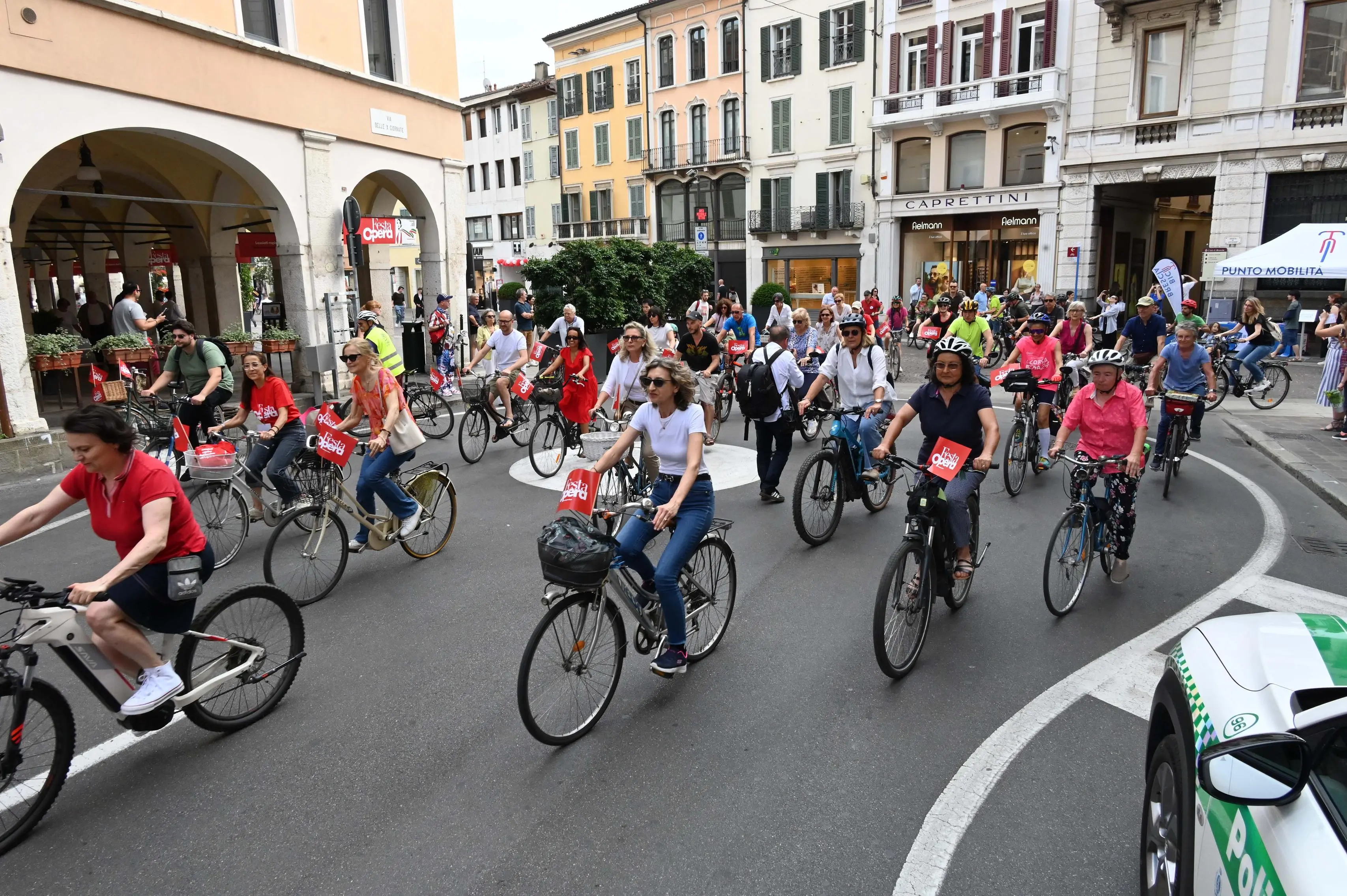 CRONACA BRESCIA FESTA DELL'OPERA CORSO ZANARDELLI OPERA BIKE REDAZIONE CRONACA 07-06-2025  GABRIELE STRADA NEW EDEN GROUP                             