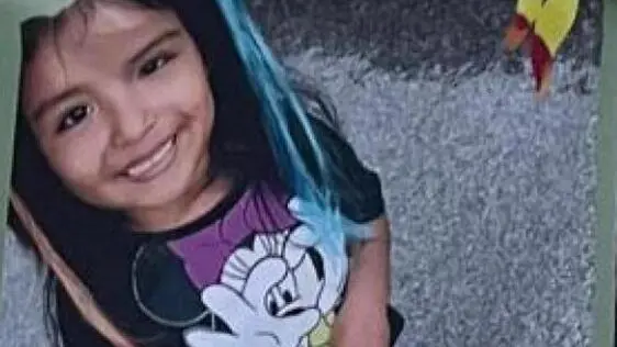 Una foto della piccola Kataleya, la bimba di 5 anni scomparsa dall'ex hotel Astor di Firenze, il 10 giugno 2023. ANSA/ MARTA PANICUCCI