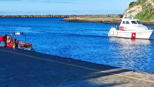 Esercitazione antincendio nel porto fluviale di Bosa