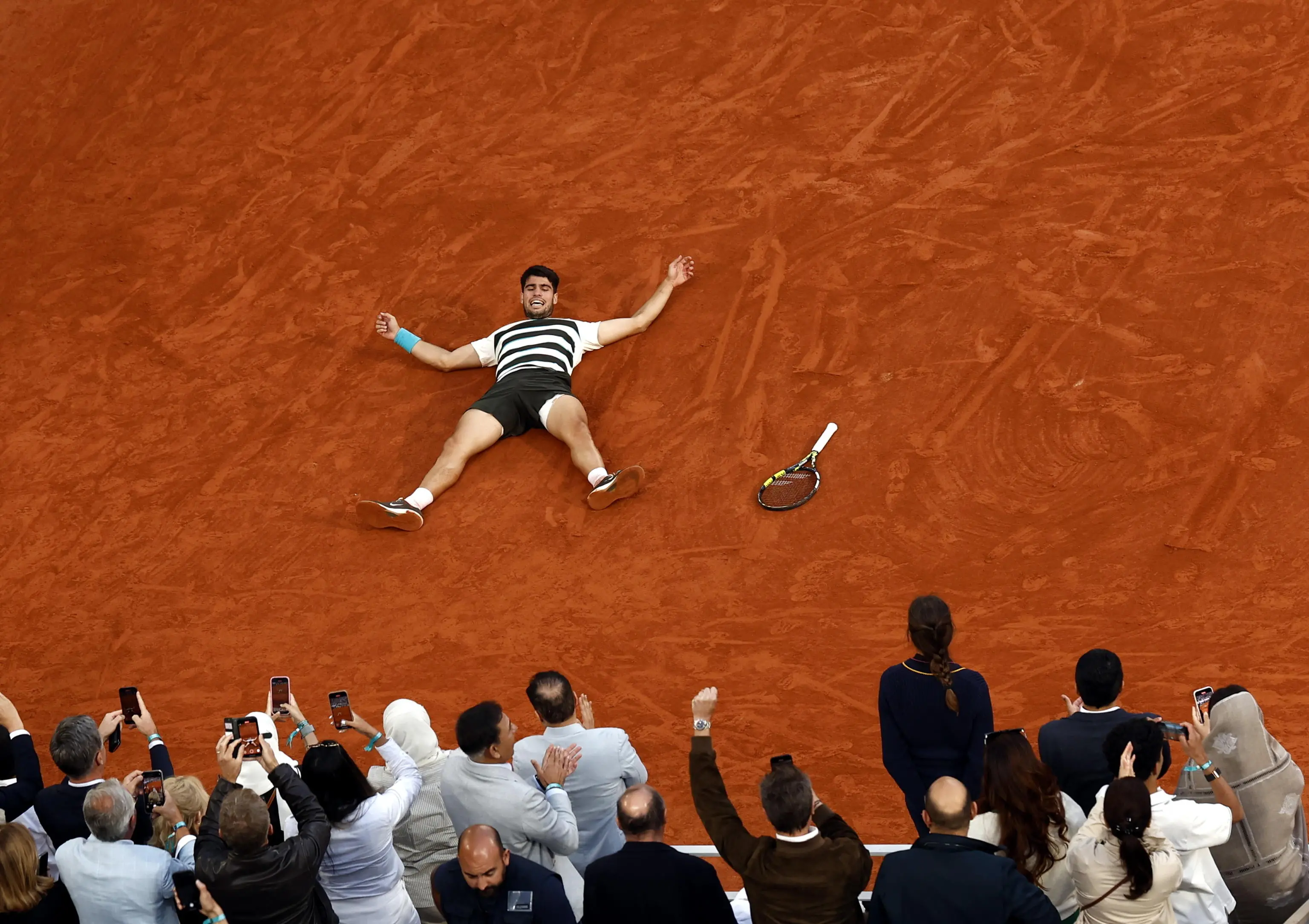 Roland Garros, scatti dall'epica finale Sinner-Alcaraz