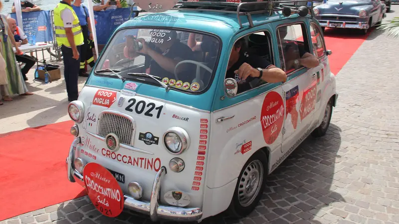 Mister Croccantino e la sua Fiat 600