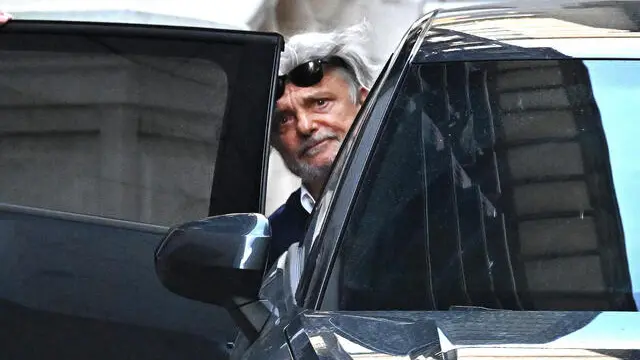 Massimo Ferrero ex presidente della Uc Sampdoria dopo la prima udienza per il ricorso presentato in Tribunale a Genova, contro l'aumento di capitale della societa'. Genova, 25 luglio 2023. ANSA/LUCA ZENNARO