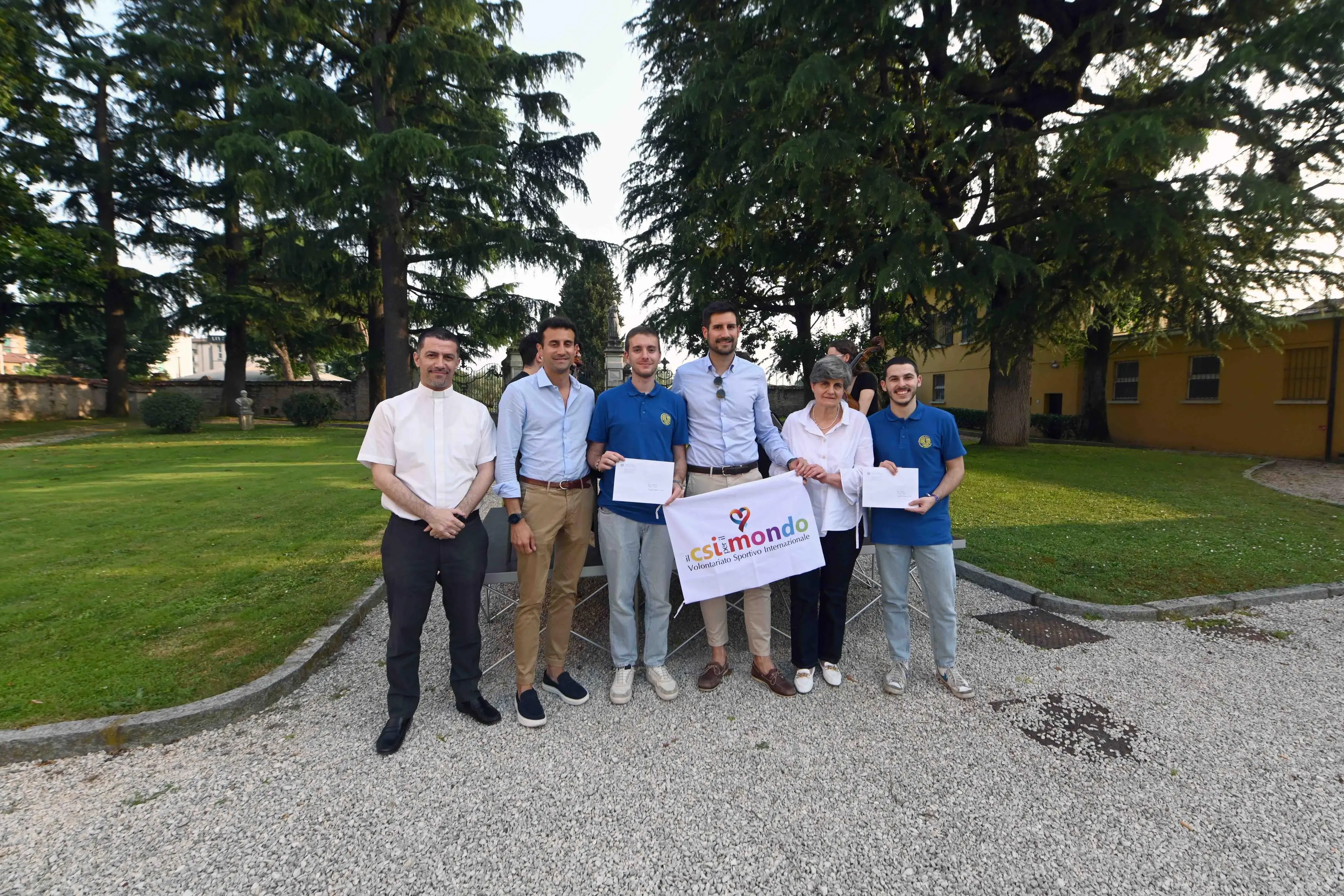 CRONACA BRESCIAAMIGLIA UNIVERSITARIA SERATA DI FINE ANNO ACCADEMICO PER SANDRINI 09-06-2025 MARCO ORTOGNI NEW EDEN GROUP