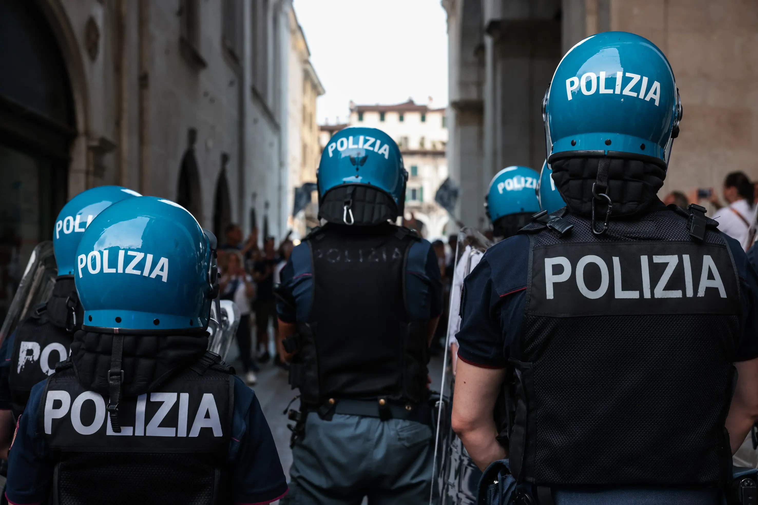 Sport Cronaca Tavola indetta dalla Loggia per salvare il Brescia nella foto protesta 1911 caschi blu in assetto antisommossa 09/06/2025 Comincini©NewReporter
