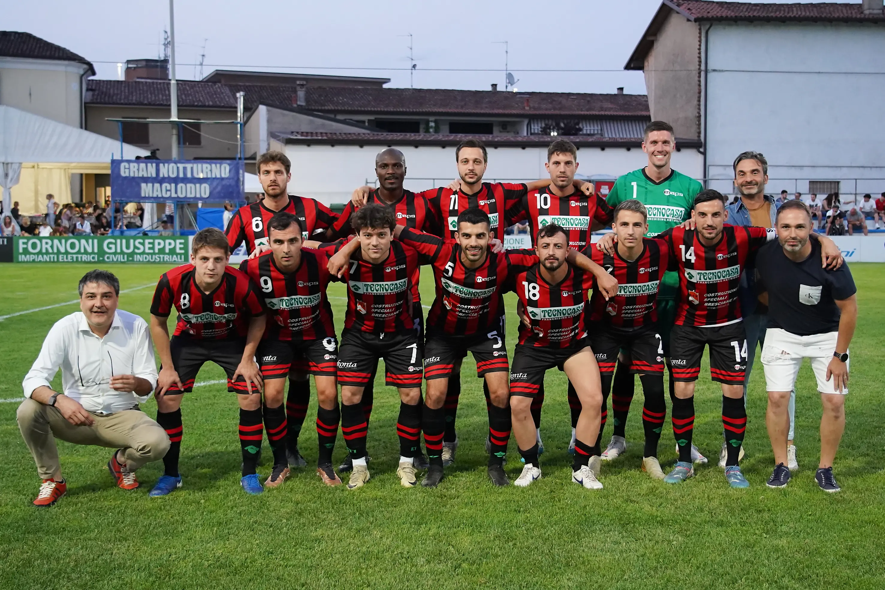 SPORT CALCIO 46¡ GRAN NOTTURNO MACLODIO G1 INAUGURAZIONE TECNOCASA/FC IMMOBILIARE/BOSCO REGIO/CSB/VEROLANUOVA - ALICE COSTRUZIONI/CHIARI NELLA FOTO TECNOCASA 09-06-2025 perteghella@newreporter