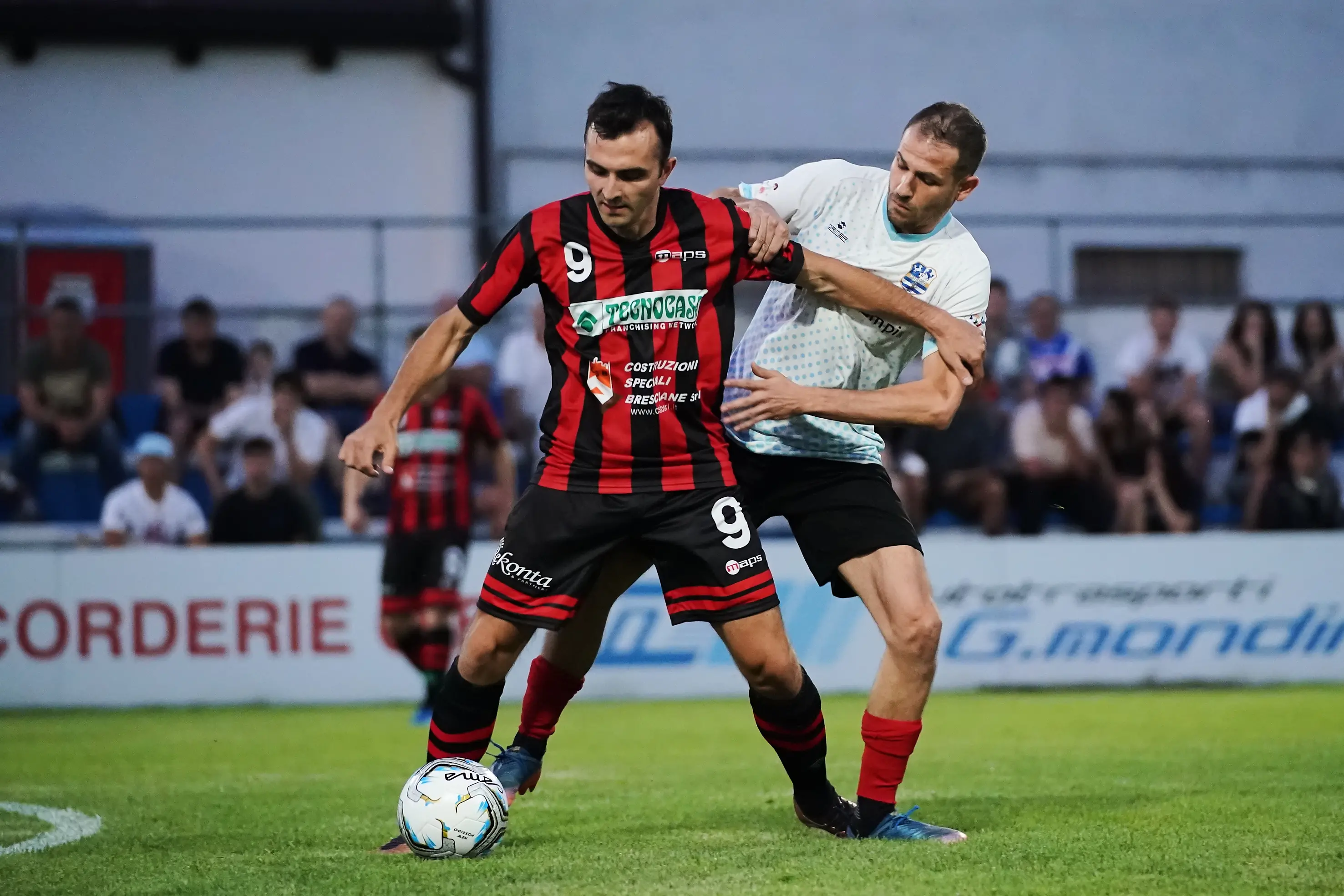 SPORT CALCIO 46¡ GRAN NOTTURNO MACLODIO G1 INAUGURAZIONE TECNOCASA/FC IMMOBILIARE/BOSCO REGIO/CSB/VEROLANUOVA - ALICE COSTRUZIONI/CHIARI NELLA FOTO BOTTURI E LINI 09-06-2025 perteghella@newreporter