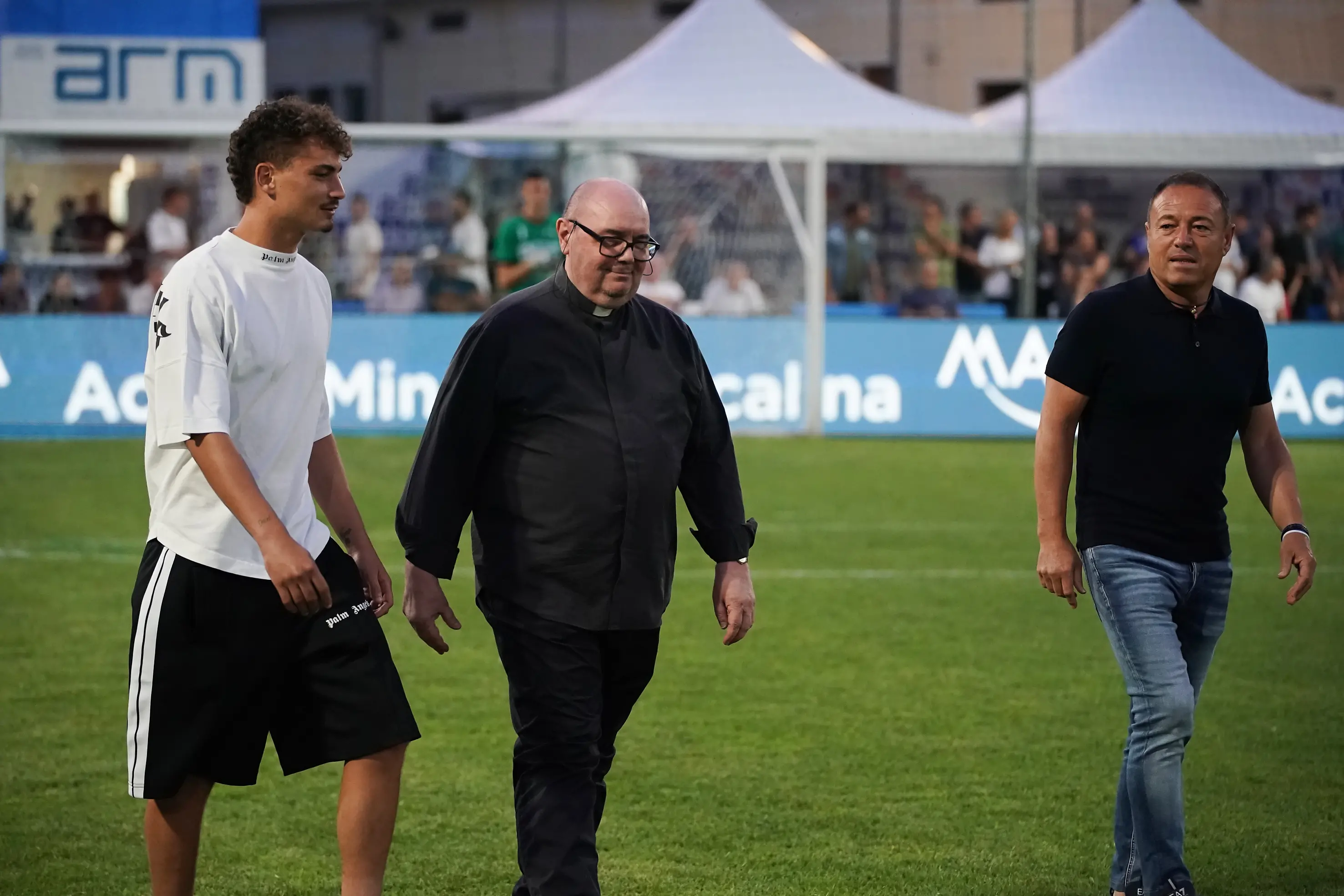 SPORT CALCIO 46¡ GRAN NOTTURNO MACLODIO G1 INAUGURAZIONE TECNOCASA/FC IMMOBILIARE/BOSCO REGIO/CSB/VEROLANUOVA - ALICE COSTRUZIONI/CHIARI NELLA FOTO INAUGURAZIONE 09-06-2025 perteghella@newreporter