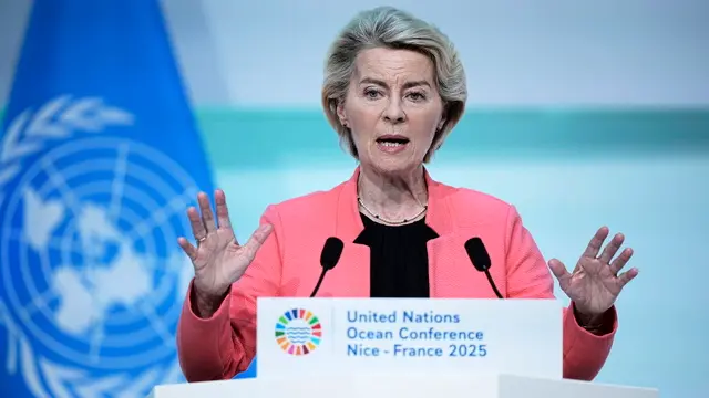 epa12166198 European Commission Ursula von der Leyen gestures as she speaks during the presentation of the European Pact for the Oceans at the third UN Ocean Conference, in Nice, France, 09 June 2025. EPA/LAURENT CIPRIANI / POOL MAXPPP OUT