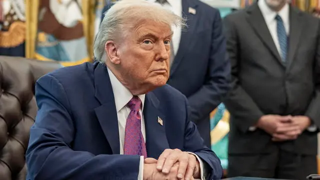 epa12168498 US President Donald Trump speaks in the Oval Office at the White House, in Washington, DC, USA, 10 June 2025. EPA/KEN CEDENO / POOL