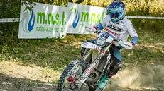Matteo Pavoni in sella alla sua Fantic 300