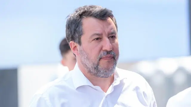 epa12166514 Matteo Salvini, Italian Minister for Infrastructure and Deputy Prime Minister attends the Victory Day rally organized by the European nationalist and far-right political party Patriotes.eu in Mormant-sur-Vernisson, France, 09 June 2025. EPA/SADAK SOUICI
