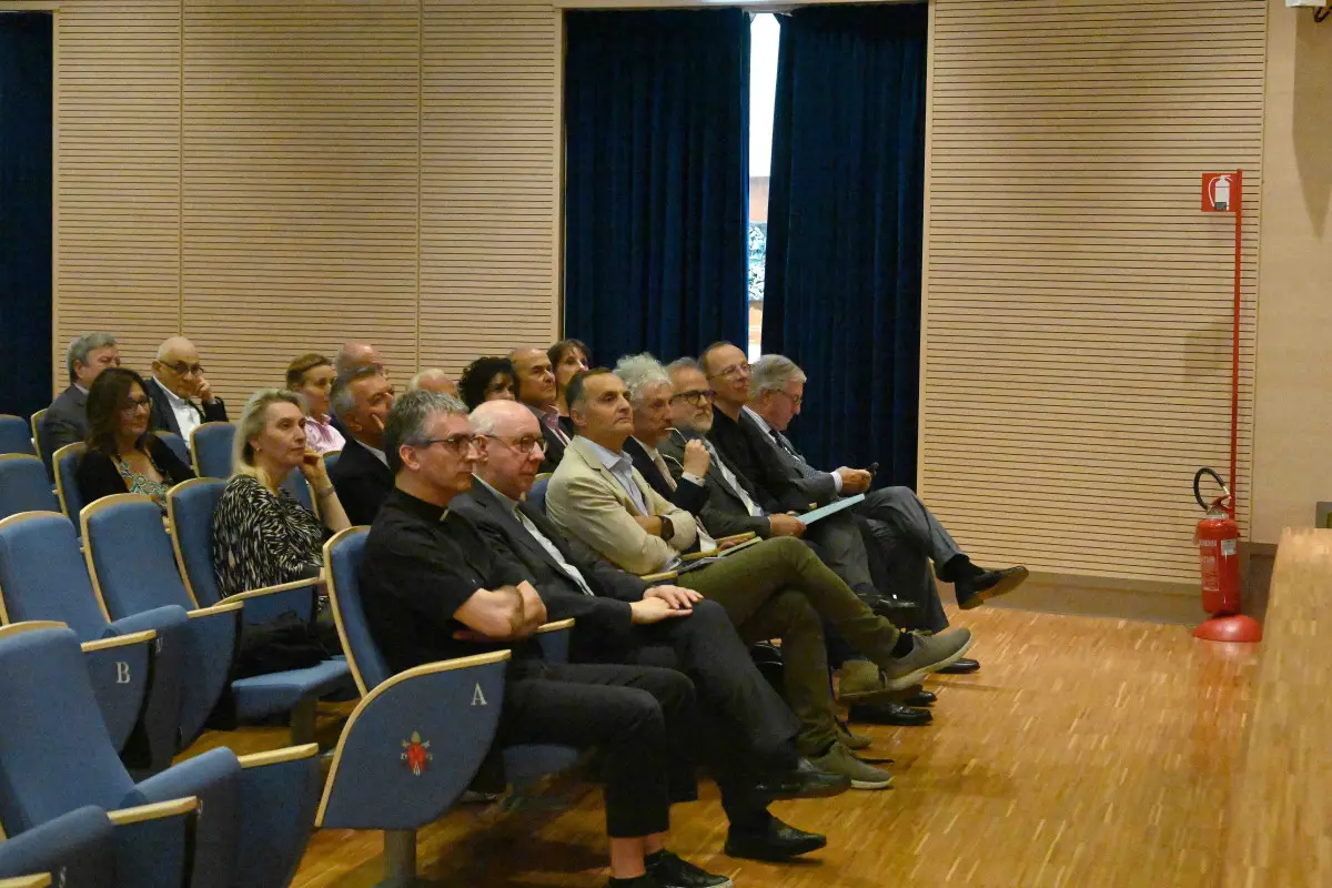 PAESI PROVINCIA CONCESIO ISTITUTO PAOLO VI SERATA PER GIUSEPPE CAMADINI PER CARINI 11-06-2025 MARCO ORTOGNI NEW EDEN GROUP