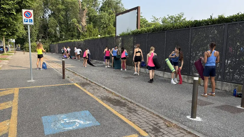 La Russian Synchro School costretta ad allenarsi all'aperto