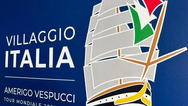 Una sala conferenze da 450 posti, un'esposizione multimediale, talk, conferenze e mostre per un'esperienza immersiva nel made in Italy attraverso le eccellenze del Paese. Questo è il Villaggio Italia, l'expo itinerante che da domani aprirà i battenti a Darwin, Australia, dove ieri ha attraccato l'Amerigo Vespucci nell'ambito della 24/ma tappa del suo tour mondiale, 04 ottobre 2024. ANSA/ DOMENICO PALESSE
