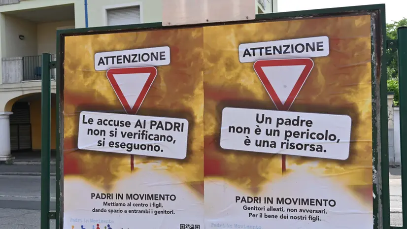 I manifesti della campagna «Padri Invisibili»