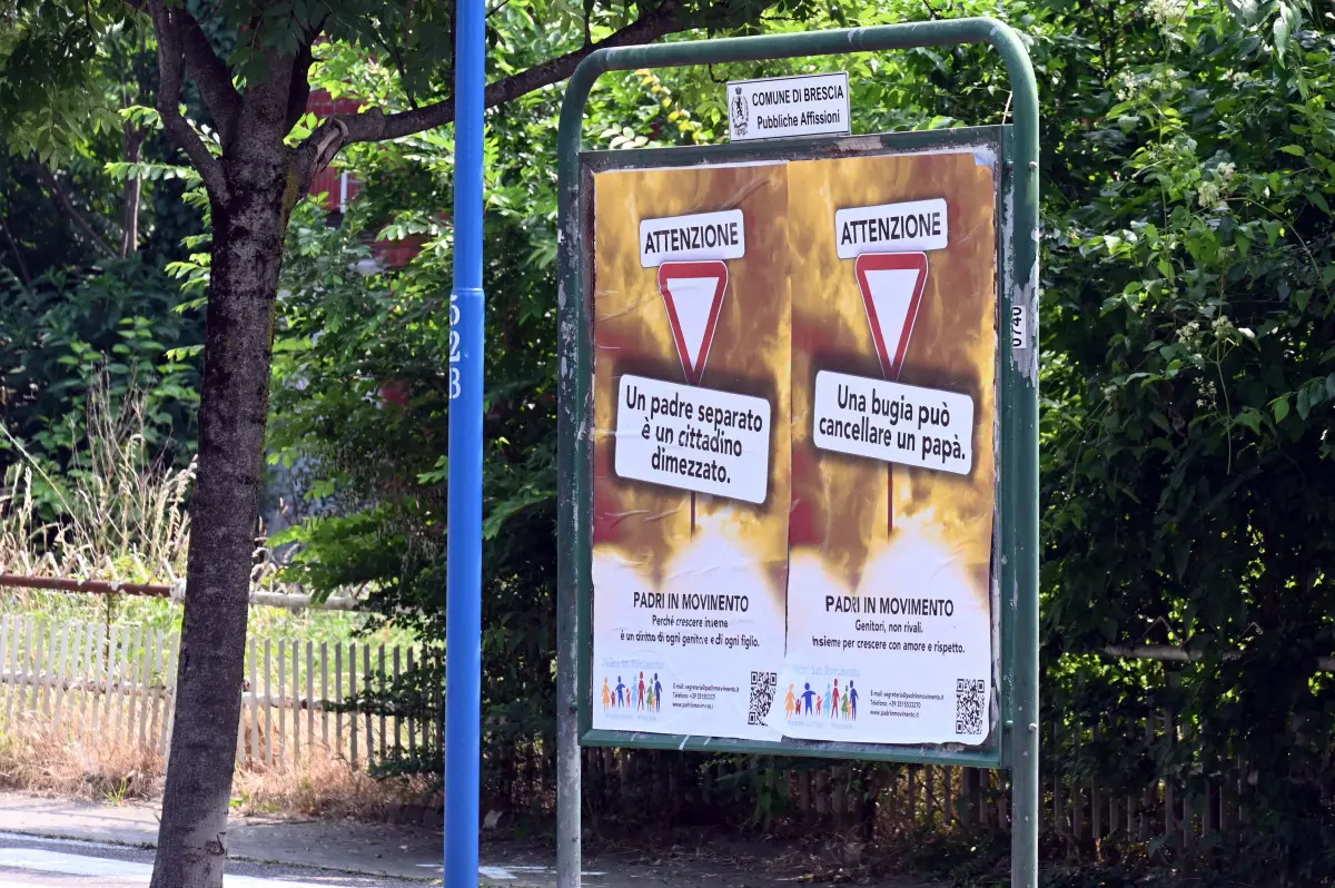 I manifesti della campagna «Padri Invisibili»