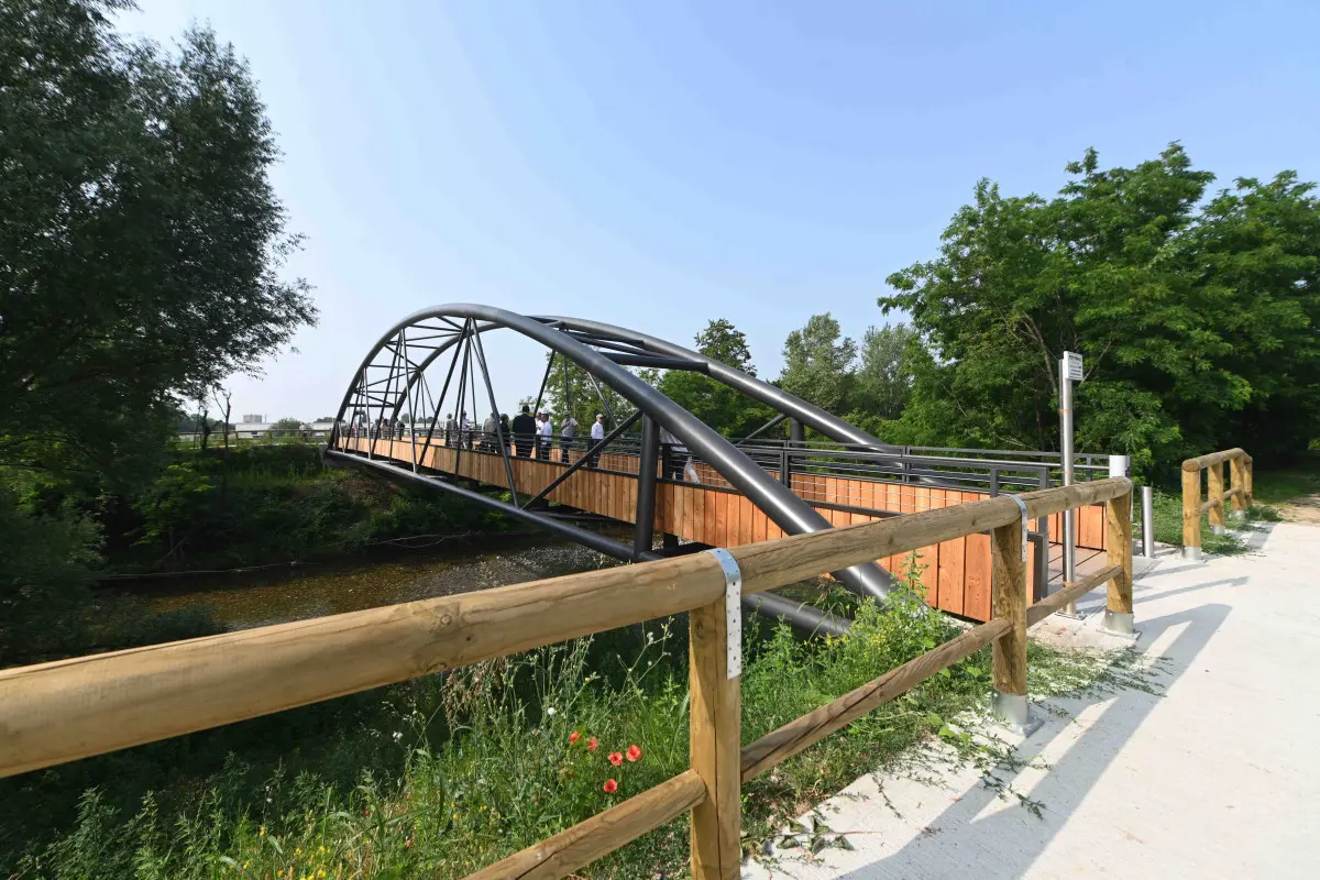 L'inaugurazione del ponte che unisce Roncadelle e Brescia