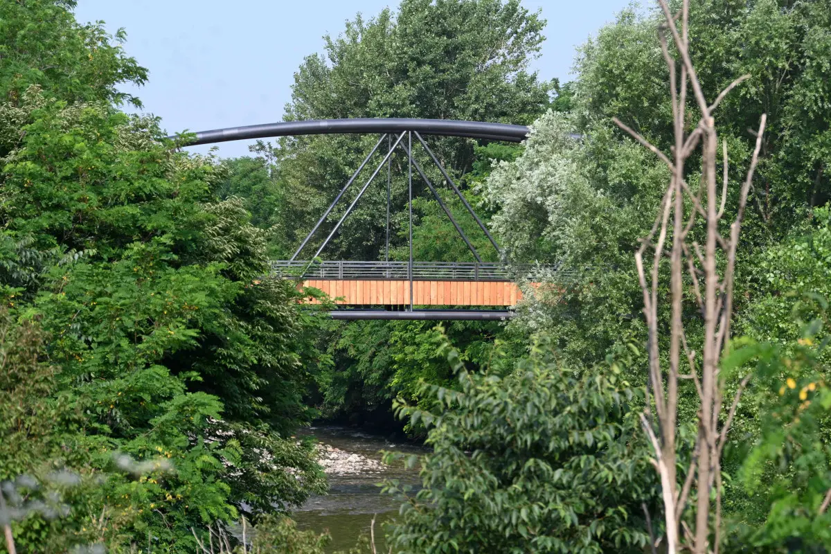 L'inaugurazione del ponte che unisce Roncadelle e Brescia