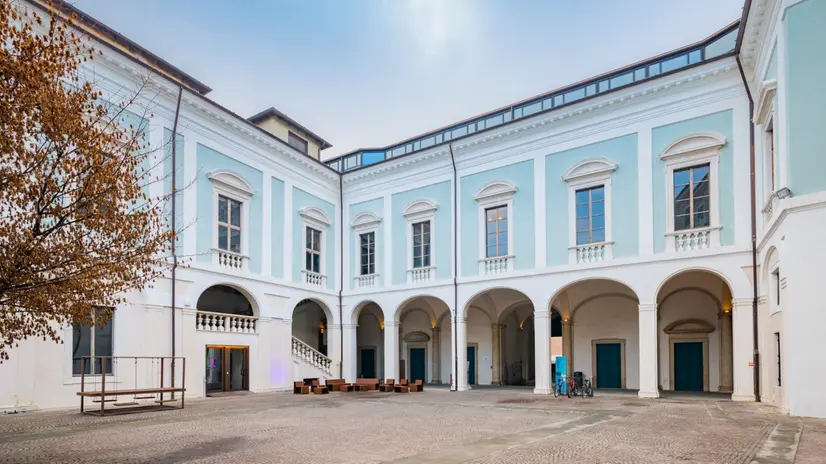 Il cortile interno del Mo.Ca in via Moretto a Brescia