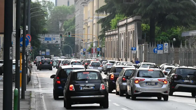 Traffico in città © www.giornaledibrescia.it
