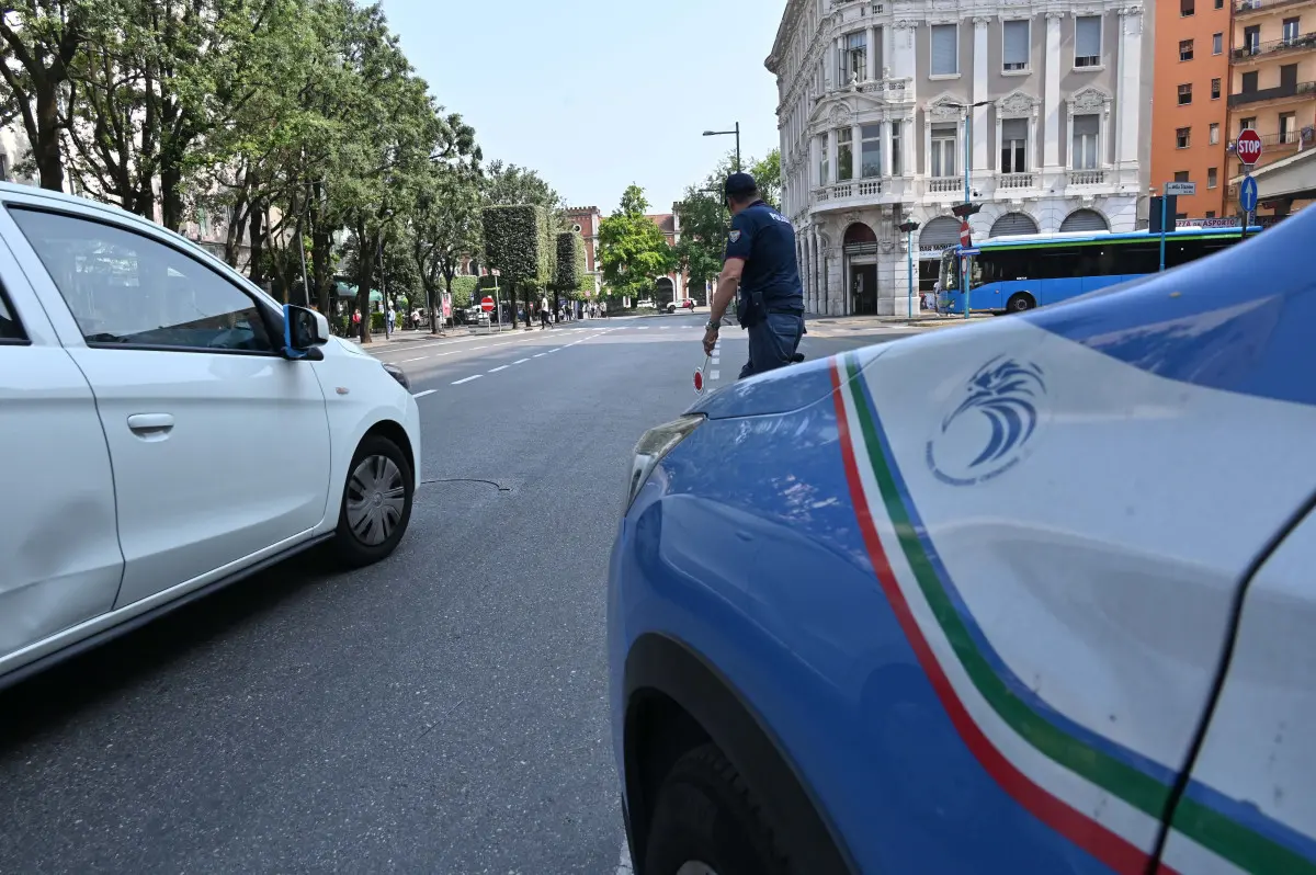 I controlli in stazione della Polizia