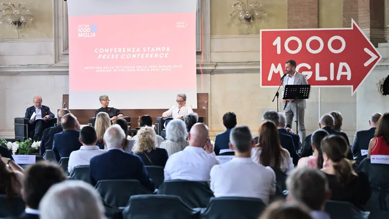 Mille Miglia 2025, la presentazione al salone Vanvitelliano
