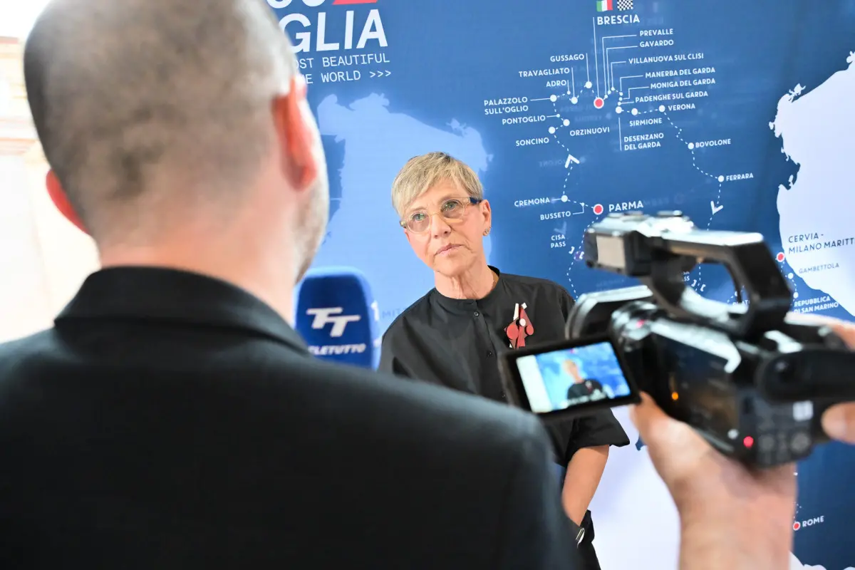 Mille Miglia 2025, la presentazione al salone Vanvitelliano