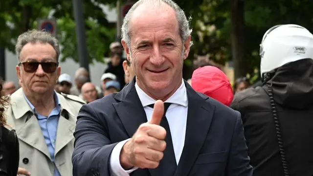 Luca Zaia president of Veneto region at the start of 13th stage of the 108 Giro d'Italia 2025, cycling race over 180 km from Rovigo to Vicenza, Italy, 23 May 2025. ANSA/LUCA ZENNARO