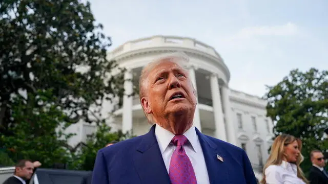 epa12172550 US President Donald Trump during the Congressional picnic on the South Lawn of the White House in Washington, DC, USA, 12 June 2025. Senate Republicans seeking to put their mark on the House-passed tax-and-immigration package, are considering raising the state and local tax deduction cap to $30,000, lower than the House’s $40,000 plan. EPA/ALEXANDER DRAGO / POOL