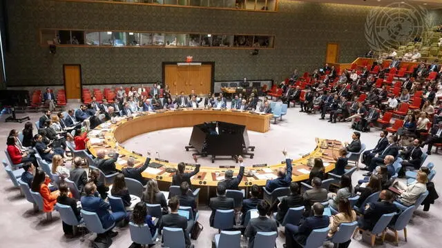 epa12156270 A handout photo made available by the United Nations shows a view of Council members voting in favour of the resolution during the Security Council meeting on the situation in the Middle East, including the Palestinian question at United Nations Headquarters in New York, New York, USA, 04 June 2025. The resolution demanded an immediate unconditional and permanent ceasefire in Gaza respected by all parties, it further demanded the immediate unconditional release of all hostages, as well as the lifting of all restrictions on the entry of humanitarian aid into Gaza. The resolution received 14 votes in favour and one vote against (United States). The resolution was not adopted due to the veto by the US a permanent member. EPA/Eskinder Debebe / UN Photo HANDOUT HANDOUT EDITORIAL USE ONLY/NO SALES