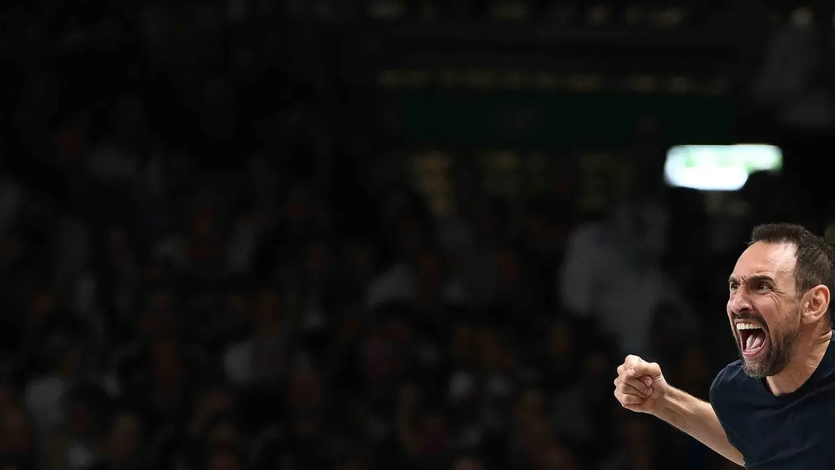 Giuseppe Poeta durante la partita contro la Virtus Bologna - Foto Massimo Ceretti / Ciamillo-Castoria